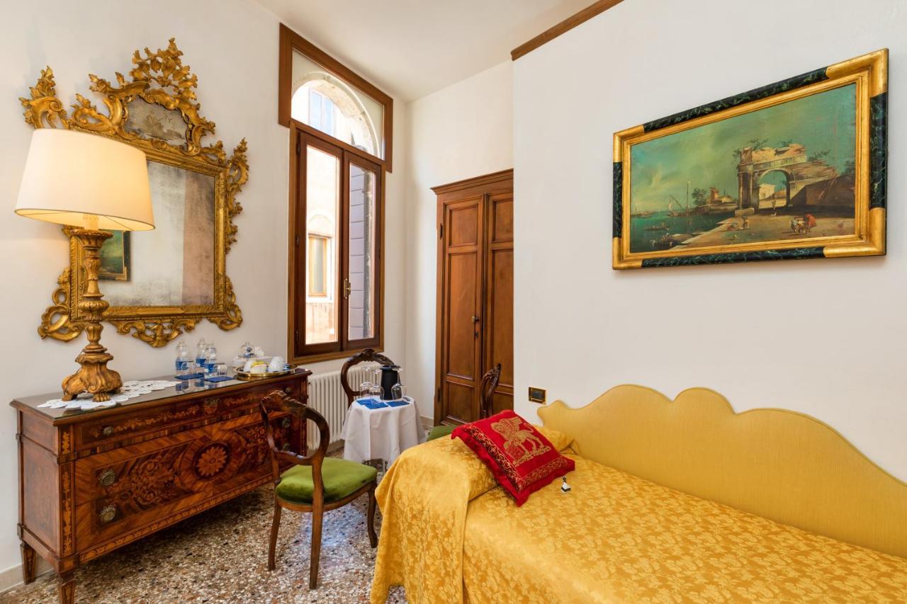 Gasthuis Luxury Venetian 2*
